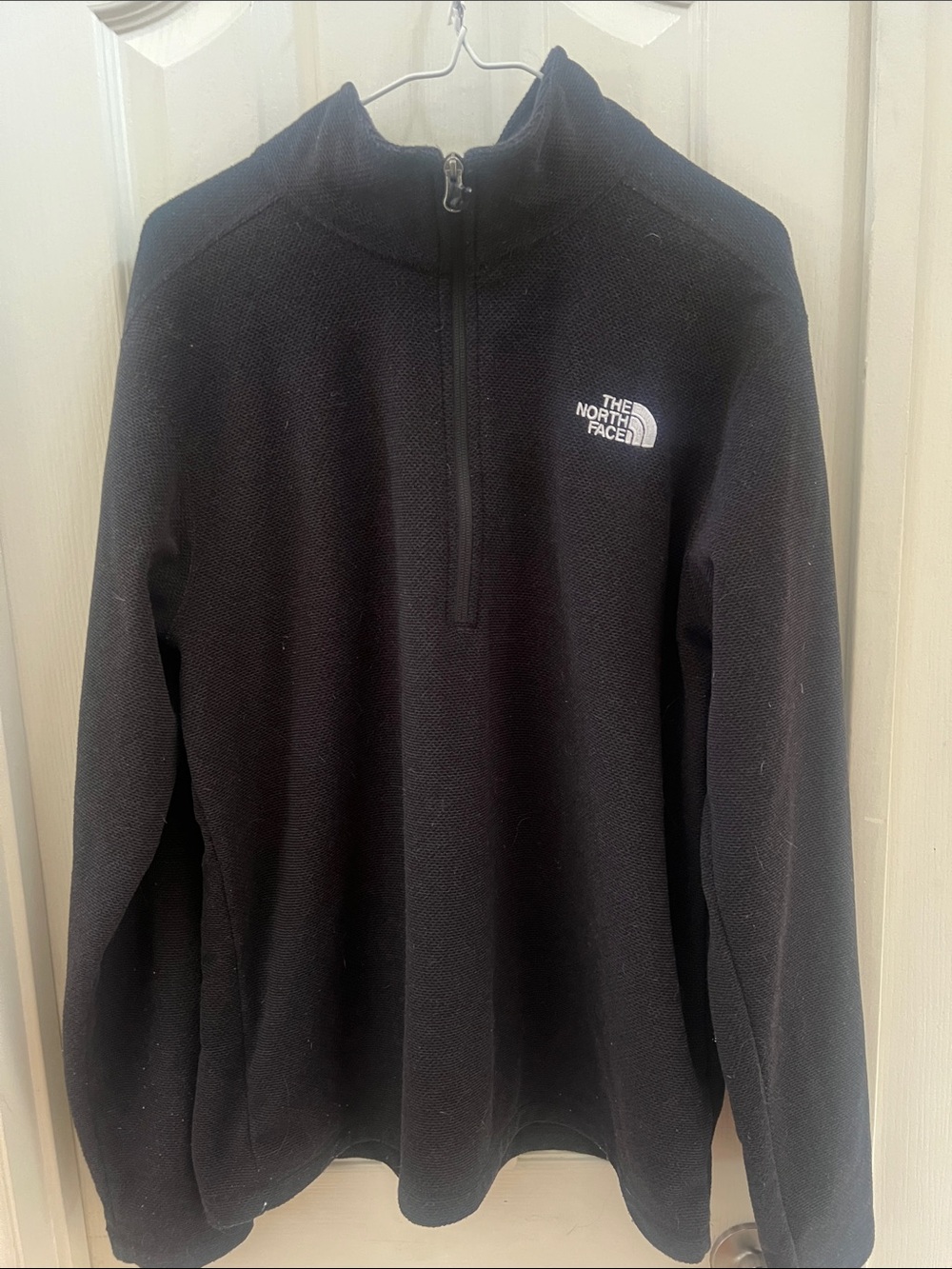 The North Face Men’s Black Half-Zip Pullover sz L